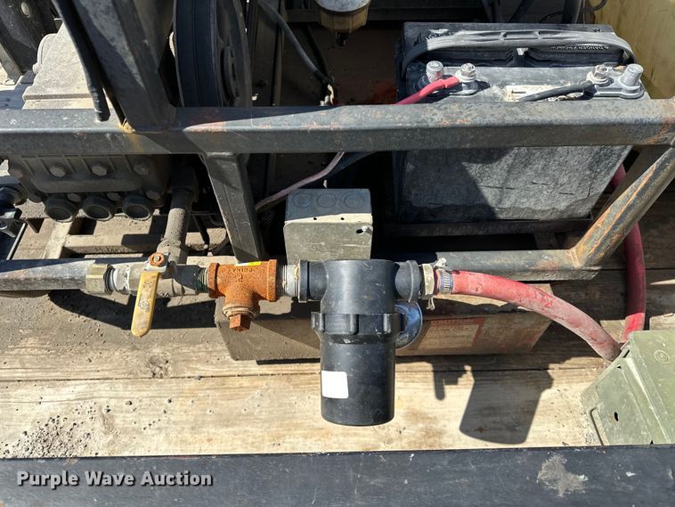 image for item OM9963 2015 Maxey  utility trailer