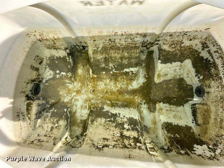 image for item OM9963 2015 Maxey  utility trailer