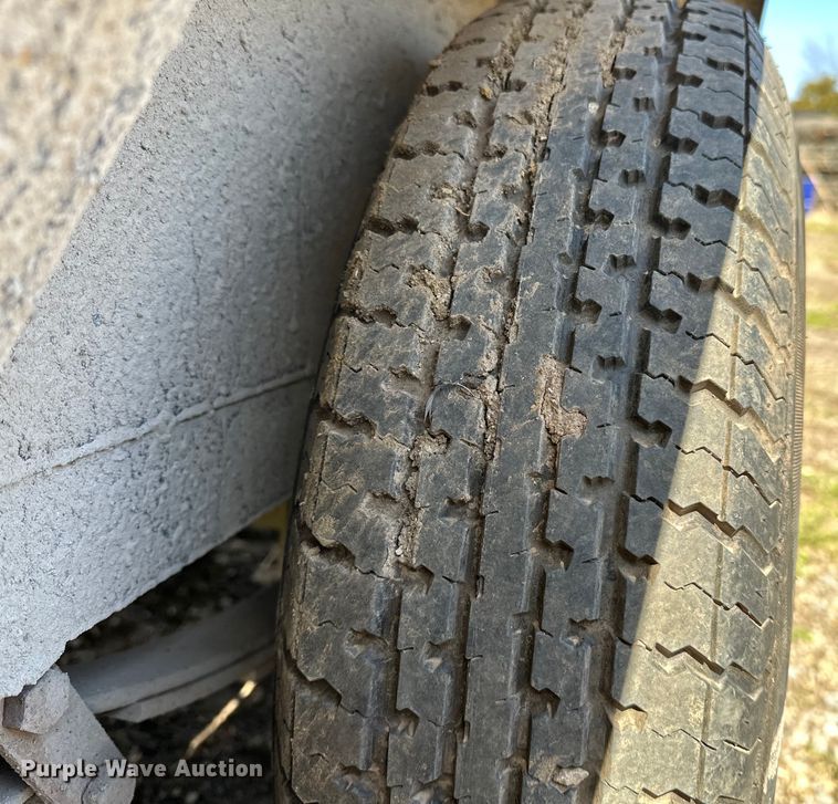 image for item OM9963 2015 Maxey  utility trailer