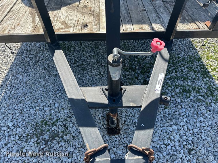 image for item OM9972 1999 PJ utility trailer