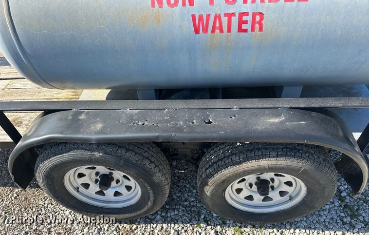 image for item OM9972 1999 PJ utility trailer