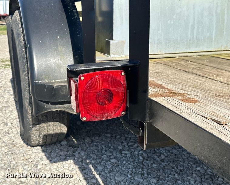 image for item OM9972 1999 PJ utility trailer