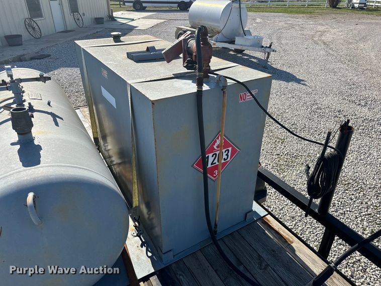 image for item OM9972 1999 PJ utility trailer