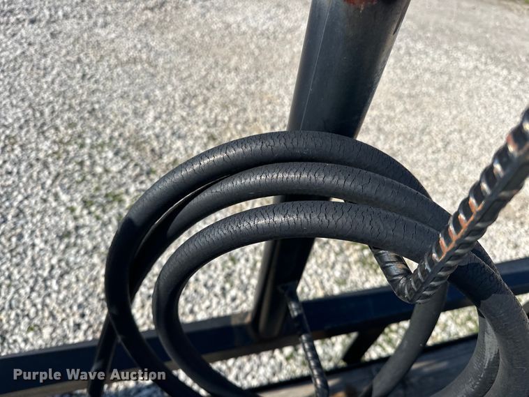 image for item OM9972 1999 PJ utility trailer