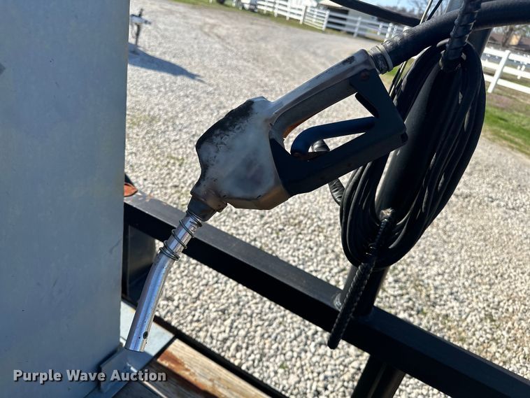 image for item OM9972 1999 PJ utility trailer