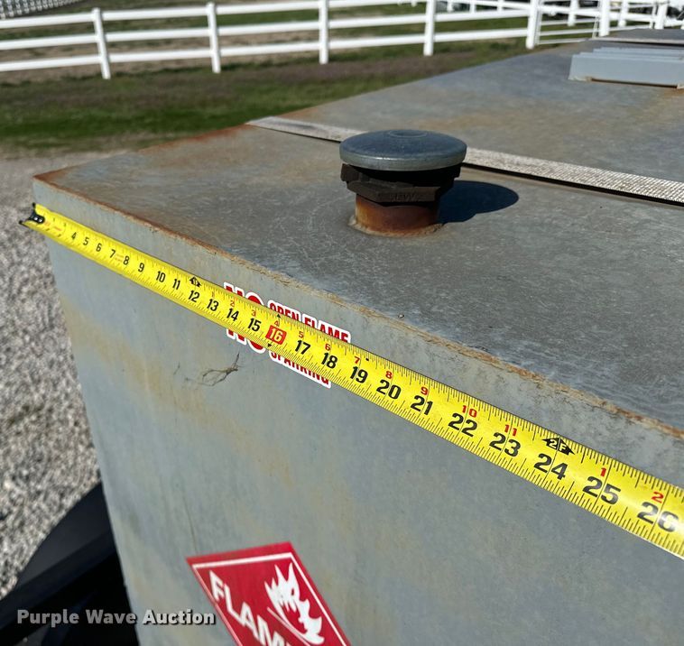 image for item OM9972 1999 PJ utility trailer