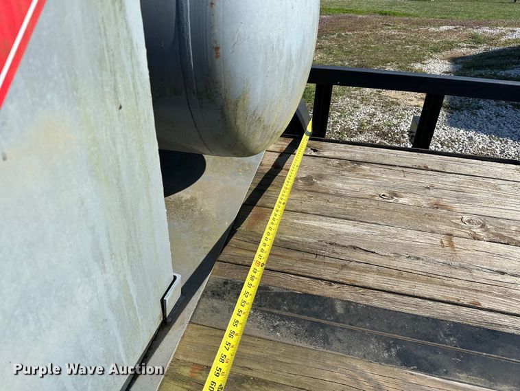 image for item OM9972 1999 PJ utility trailer