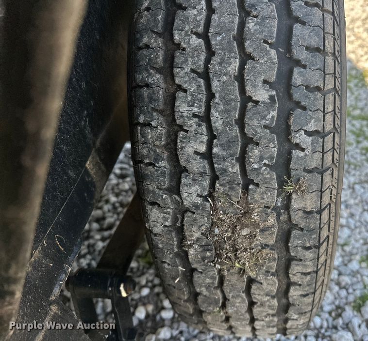 image for item OM9972 1999 PJ utility trailer