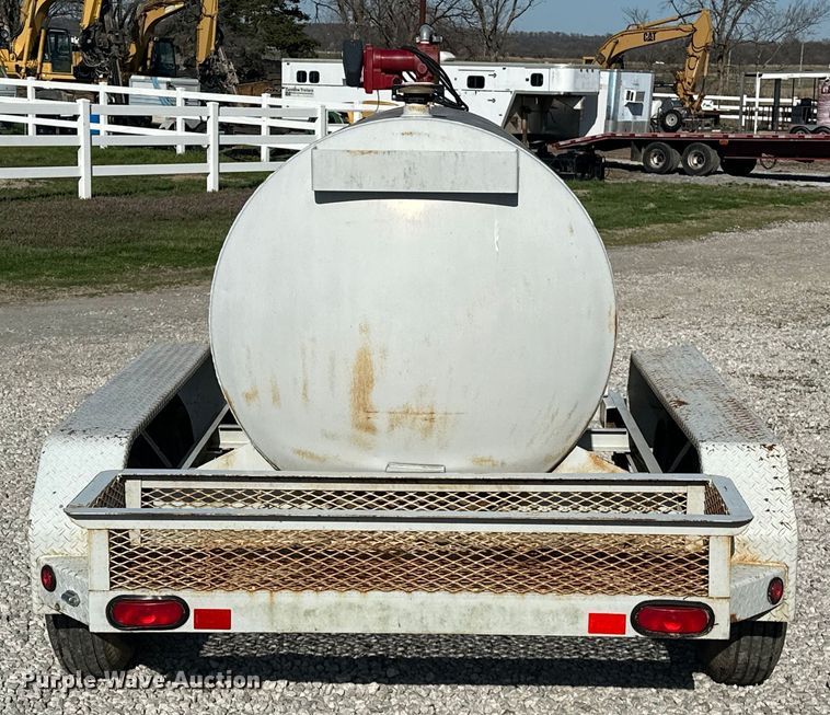 image for item OM9973 Gasoline fuel trailer