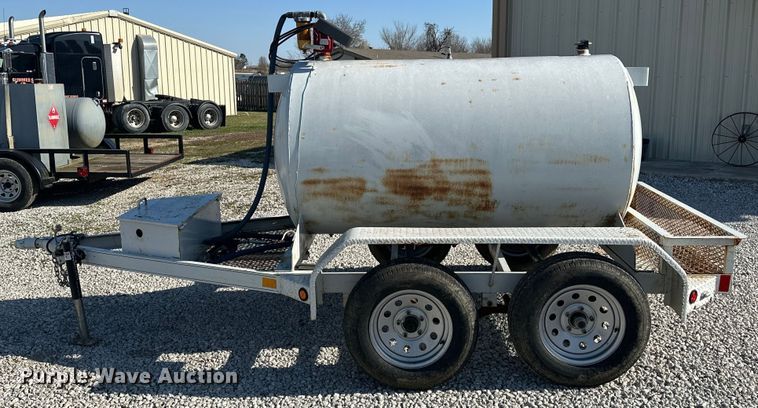 image for item OM9973 Gasoline fuel trailer