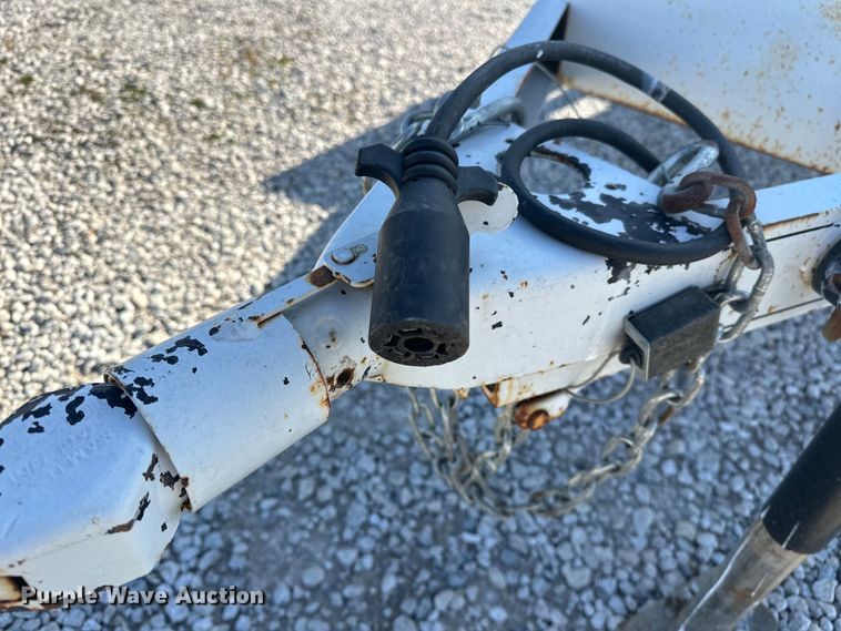 image for item OM9973 Gasoline fuel trailer