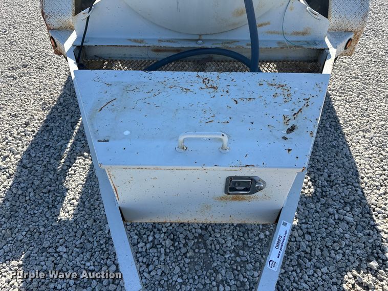 image for item OM9973 Gasoline fuel trailer