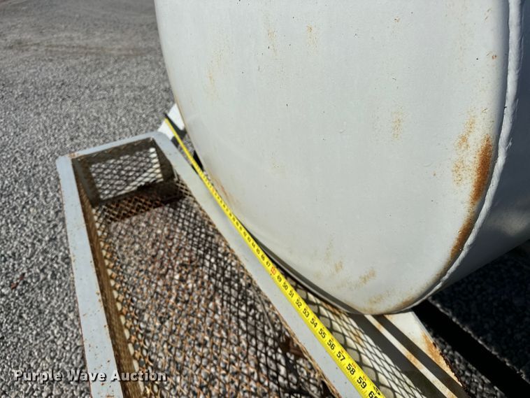 image for item OM9973 Gasoline fuel trailer