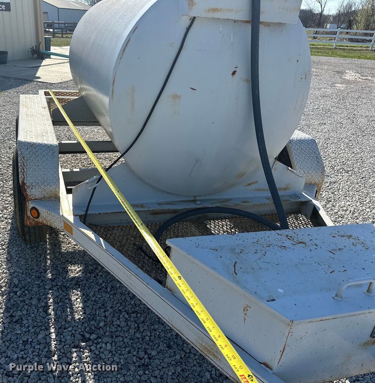 image for item OM9973 Gasoline fuel trailer