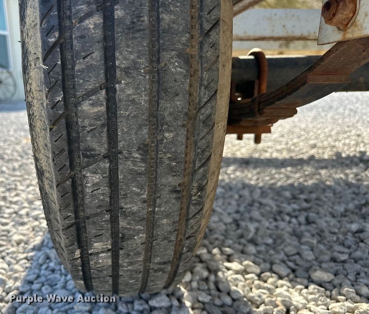 image for item OM9973 Gasoline fuel trailer