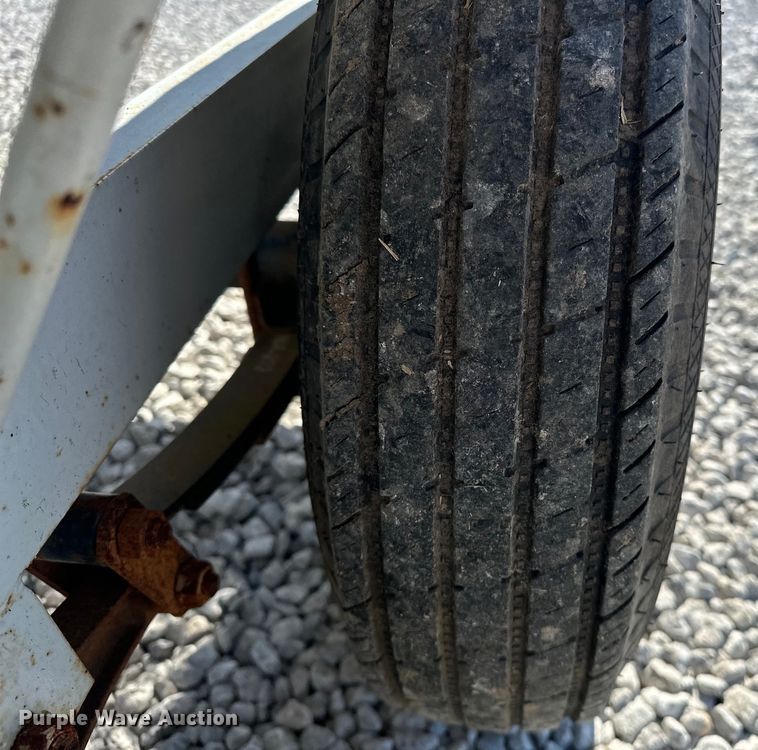 image for item OM9973 Gasoline fuel trailer