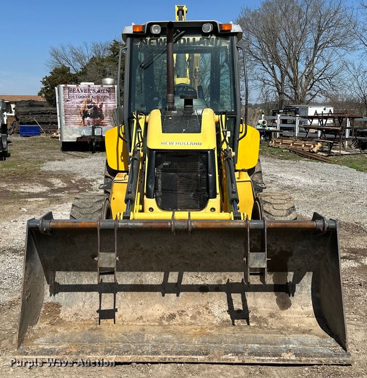 image for item OM9983 2010 New Holland  B95B backhoe
