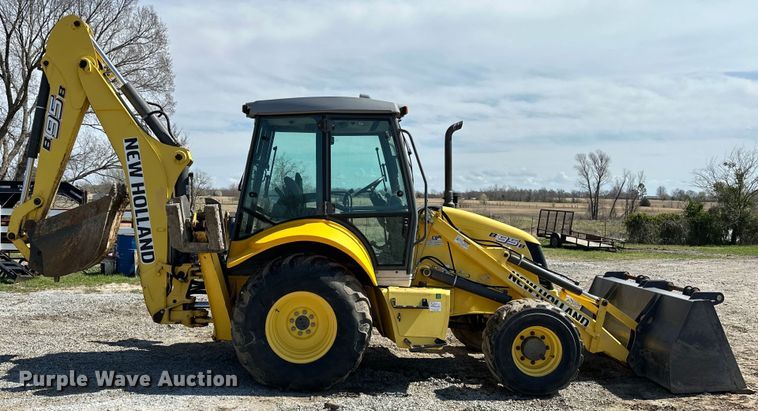 image for item OM9983 2010 New Holland  B95B backhoe