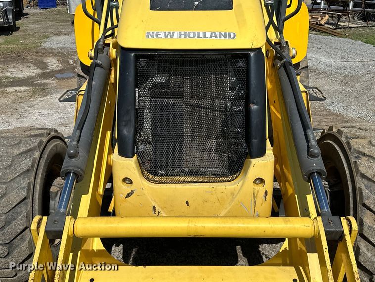 image for item OM9983 2010 New Holland  B95B backhoe