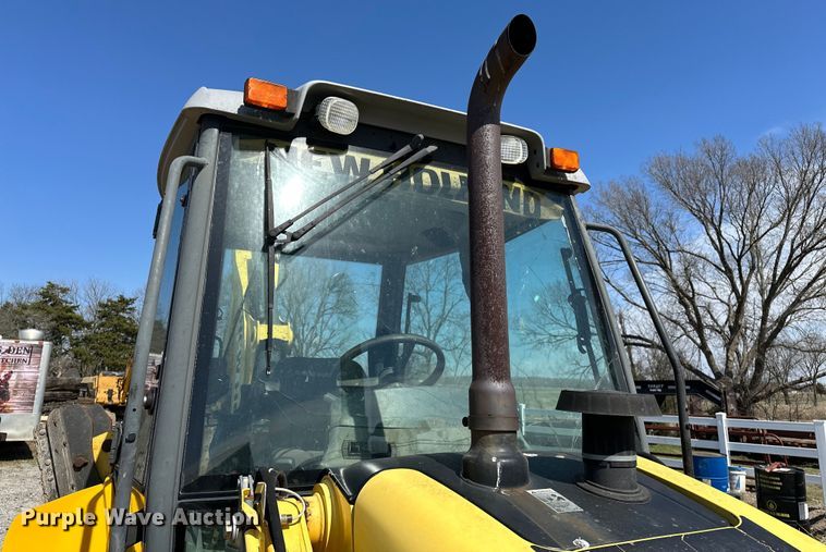 image for item OM9983 2010 New Holland  B95B backhoe