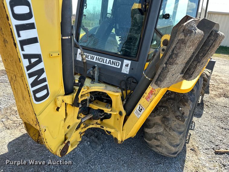 image for item OM9983 2010 New Holland  B95B backhoe
