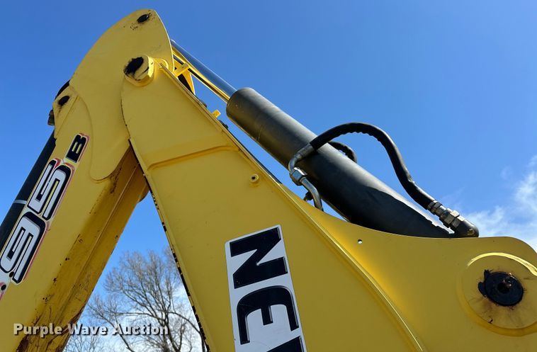 image for item OM9983 2010 New Holland  B95B backhoe