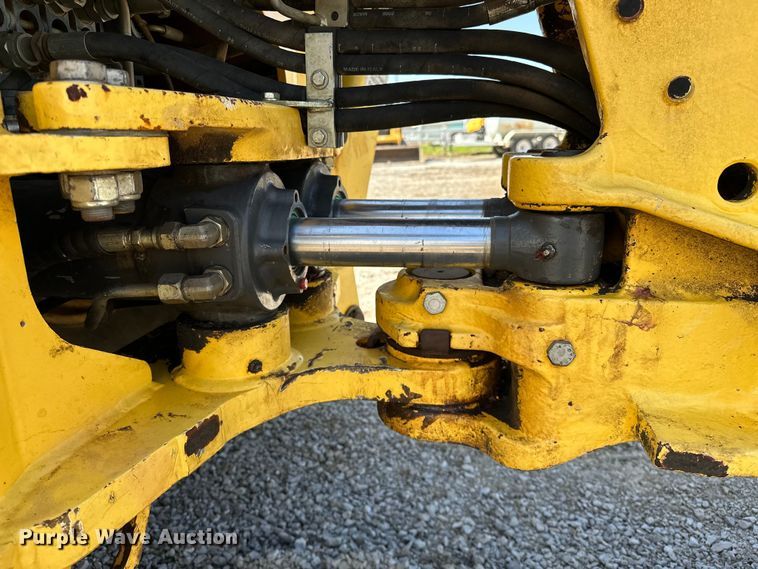 image for item OM9983 2010 New Holland  B95B backhoe