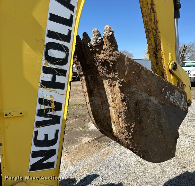 image for item OM9983 2010 New Holland  B95B backhoe