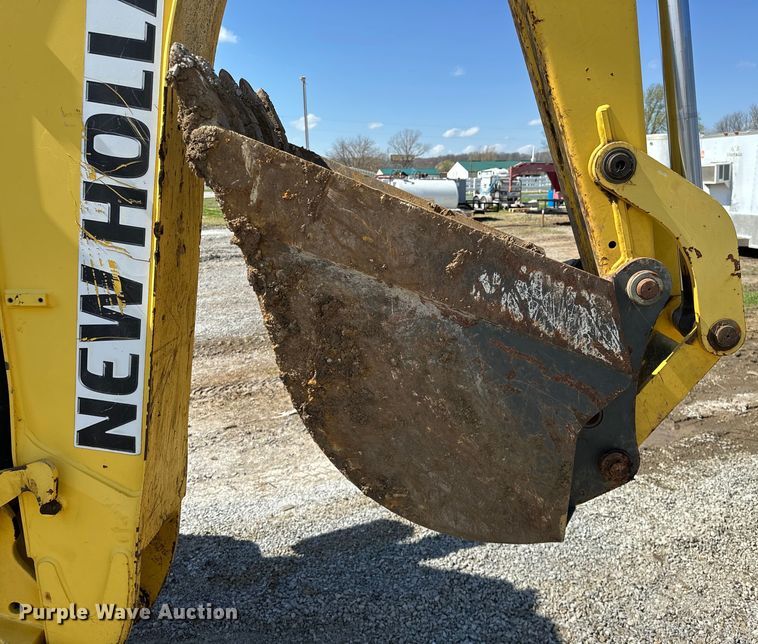 image for item OM9983 2010 New Holland  B95B backhoe