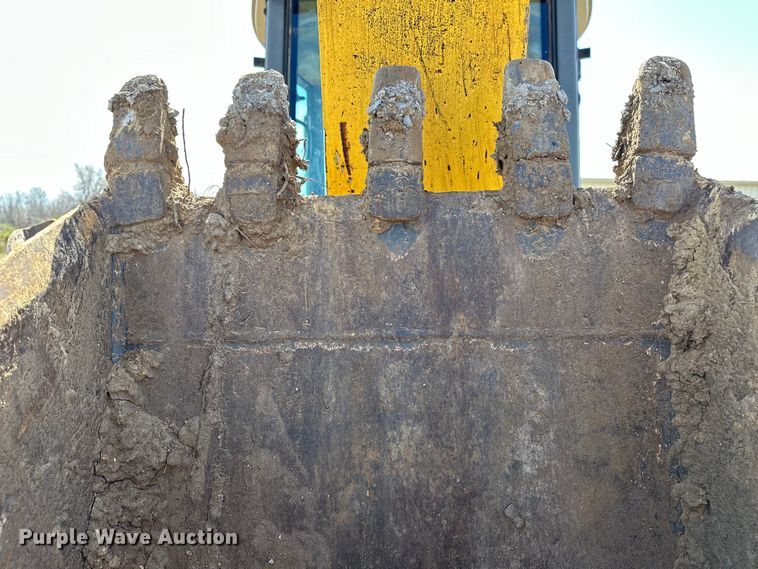 image for item OM9983 2010 New Holland  B95B backhoe