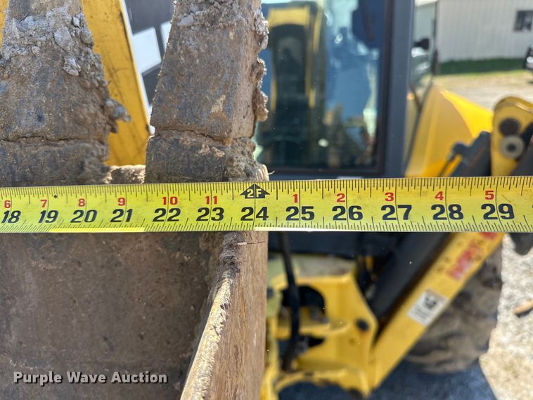 image for item OM9983 2010 New Holland  B95B backhoe