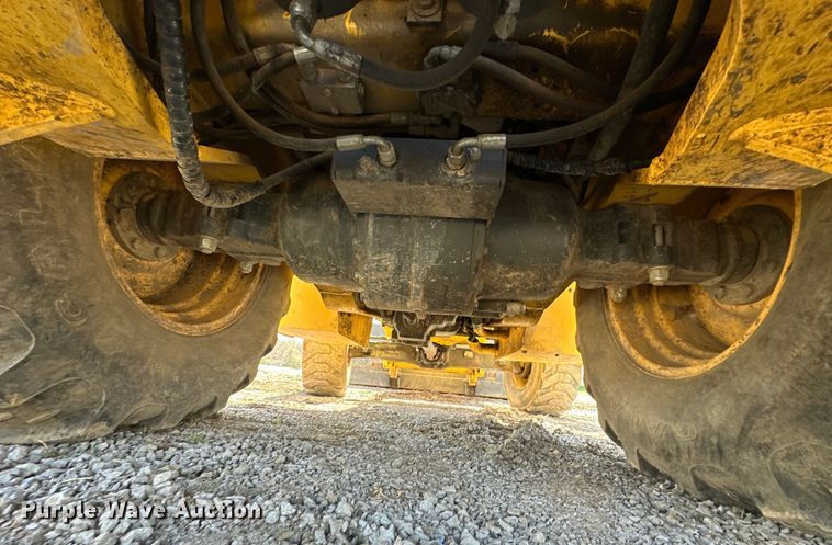 image for item OM9983 2010 New Holland  B95B backhoe