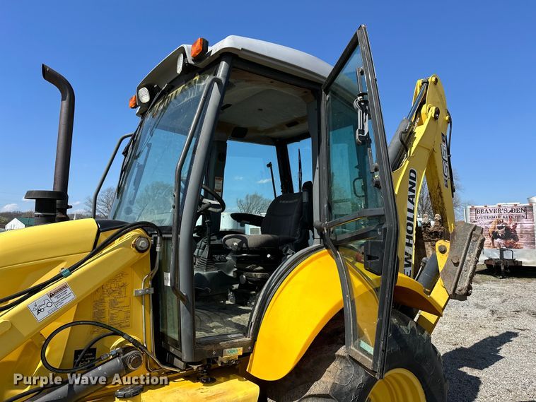 image for item OM9983 2010 New Holland  B95B backhoe
