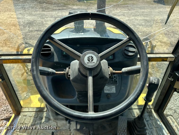 image for item OM9983 2010 New Holland  B95B backhoe