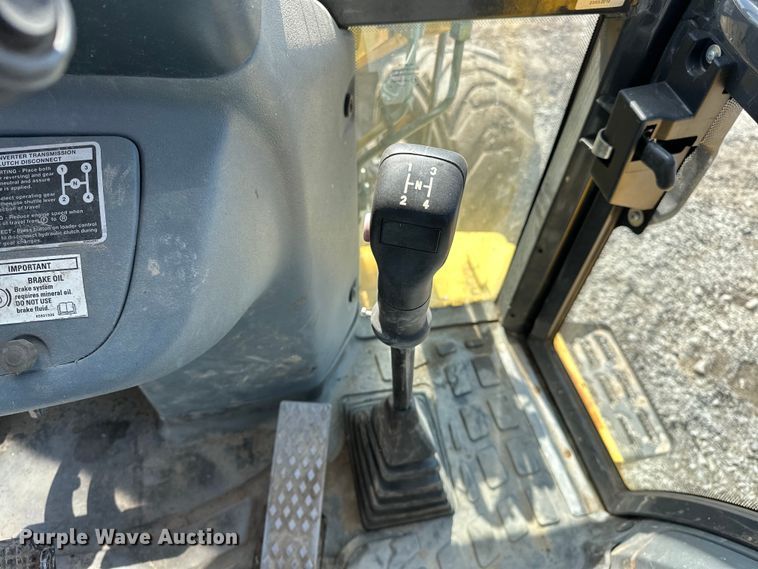 image for item OM9983 2010 New Holland  B95B backhoe