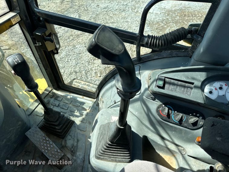 image for item OM9983 2010 New Holland  B95B backhoe