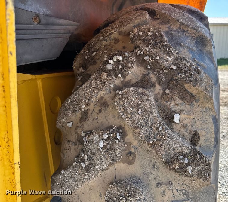 image for item OM9983 2010 New Holland  B95B backhoe