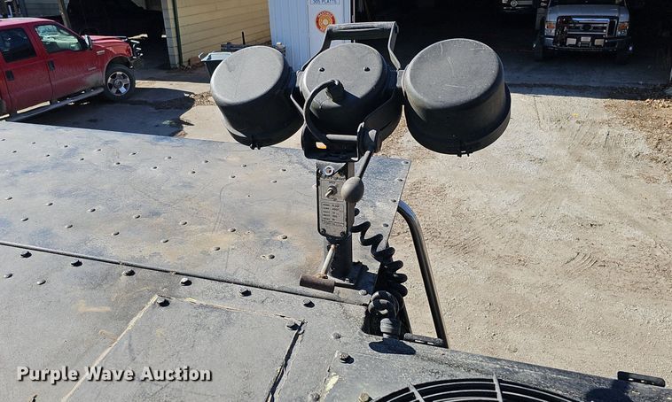 image for item DK0551 1989 Amertek M2500L fire truck