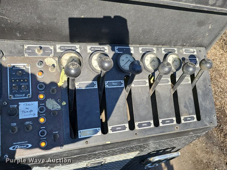 image for item DK0551 1989 Amertek M2500L fire truck