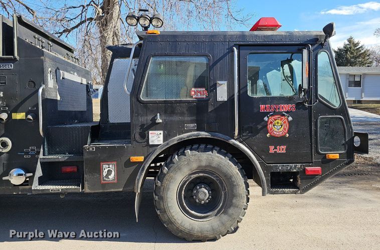 image for item DK0551 1989 Amertek M2500L fire truck