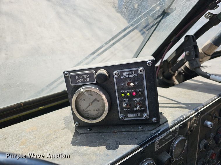 image for item DK0551 1989 Amertek M2500L fire truck