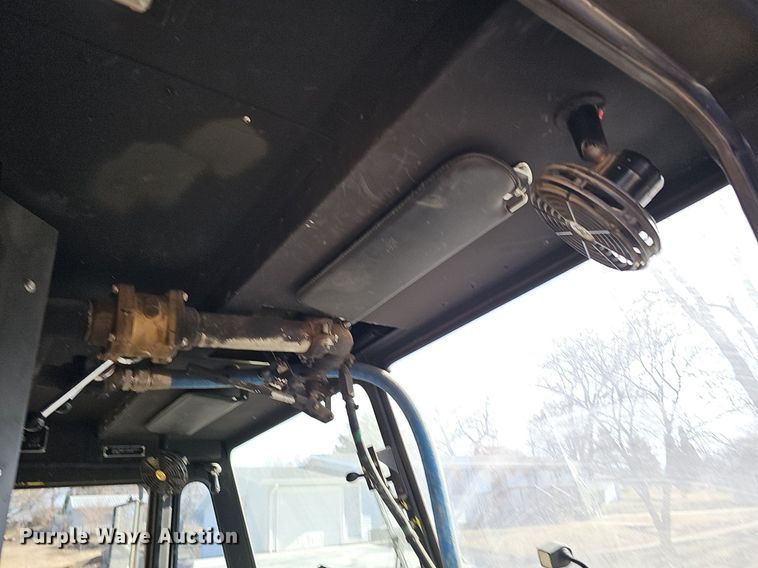 image for item DK0551 1989 Amertek M2500L fire truck