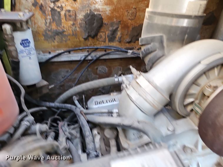 image for item DK0551 1989 Amertek M2500L fire truck