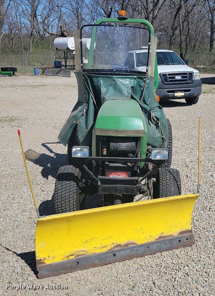 image for item DK4229 1995 John Deere 855 MFWD tractor