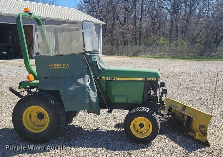 image for item DK4229 1995 John Deere 855 MFWD tractor