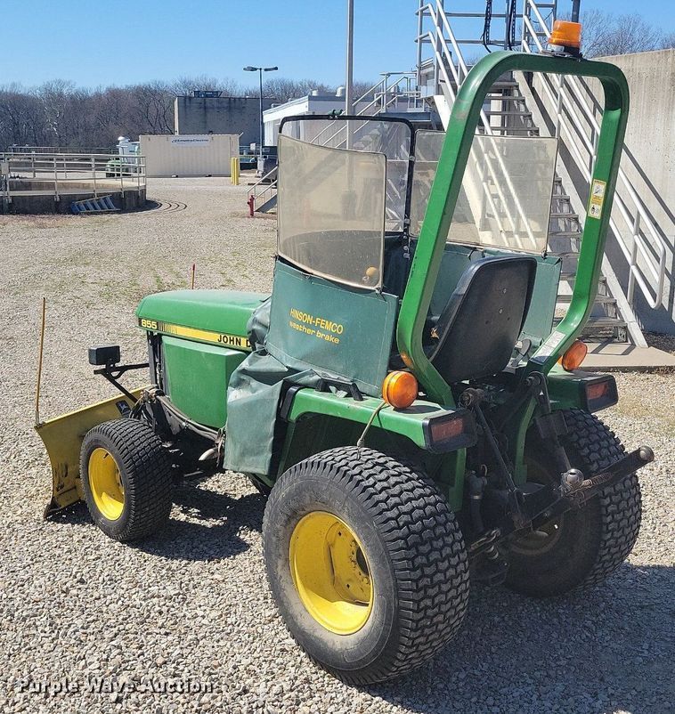 image for item DK4229 1995 John Deere 855 MFWD tractor