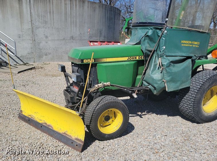 image for item DK4229 1995 John Deere 855 MFWD tractor