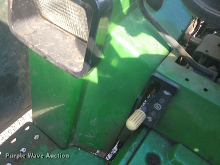 image for item DK4229 1995 John Deere 855 MFWD tractor