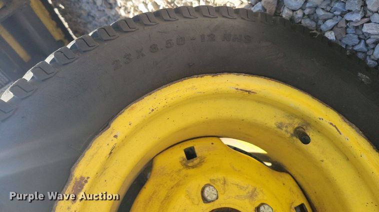 image for item DK4229 1995 John Deere 855 MFWD tractor