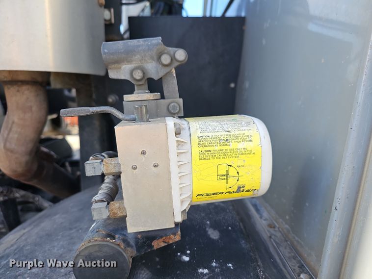 image for item DM1494 2015 Mack LE600 refuse truck